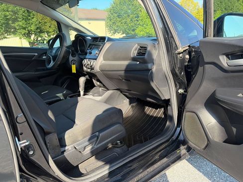 Used 2019 Honda Fit LX image 13