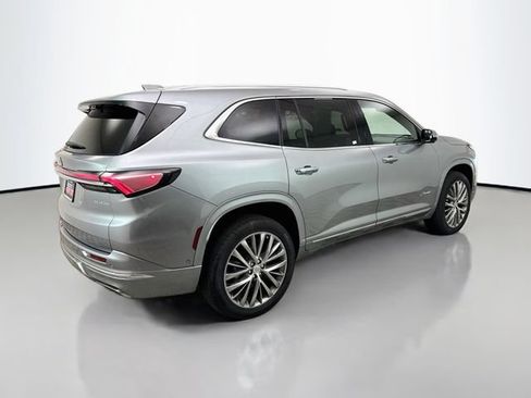 Used 2026 Buick Enclave Avenir w/ Super Cruise Package AWD/4WD image 7
