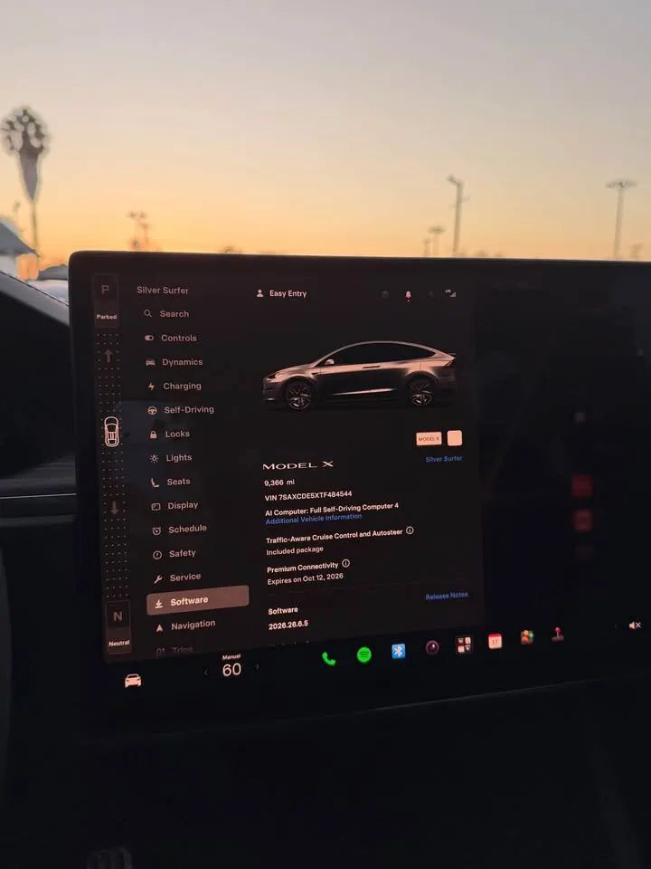 Used 2026 Tesla Model X AWD/4WD image 12