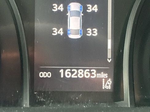 Used 2019 Toyota Camry SE image 21