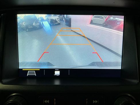 Used 2019 Chevrolet Colorado ZR2 image 26