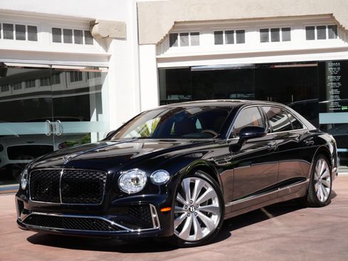New 2026 Bentley Flying Spur Plug-In Hybrid AWD/4WD image 12