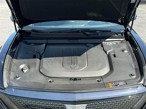 New 2026 Cadillac Lyriq V image 31