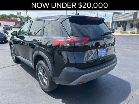 Used 2023 Nissan Rogue S AWD/4WD image 3