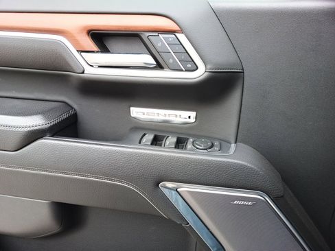 Used 2023 GMC Sierra 1500 Denali w/ Denali Reserve Package image 24