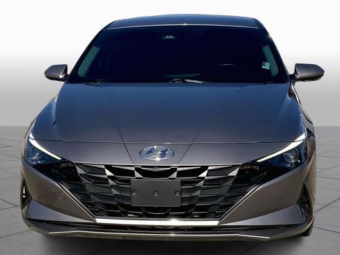 Used 2023 Hyundai Elantra SEL image 4