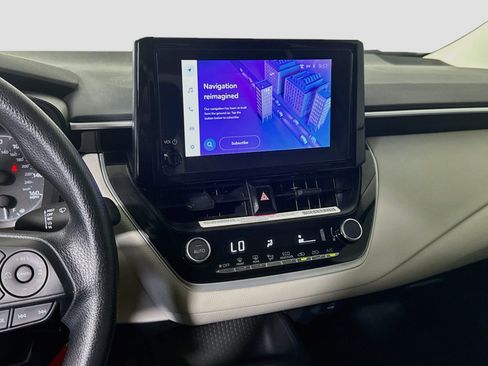 Used 2024 Toyota Corolla LE FWD image 18