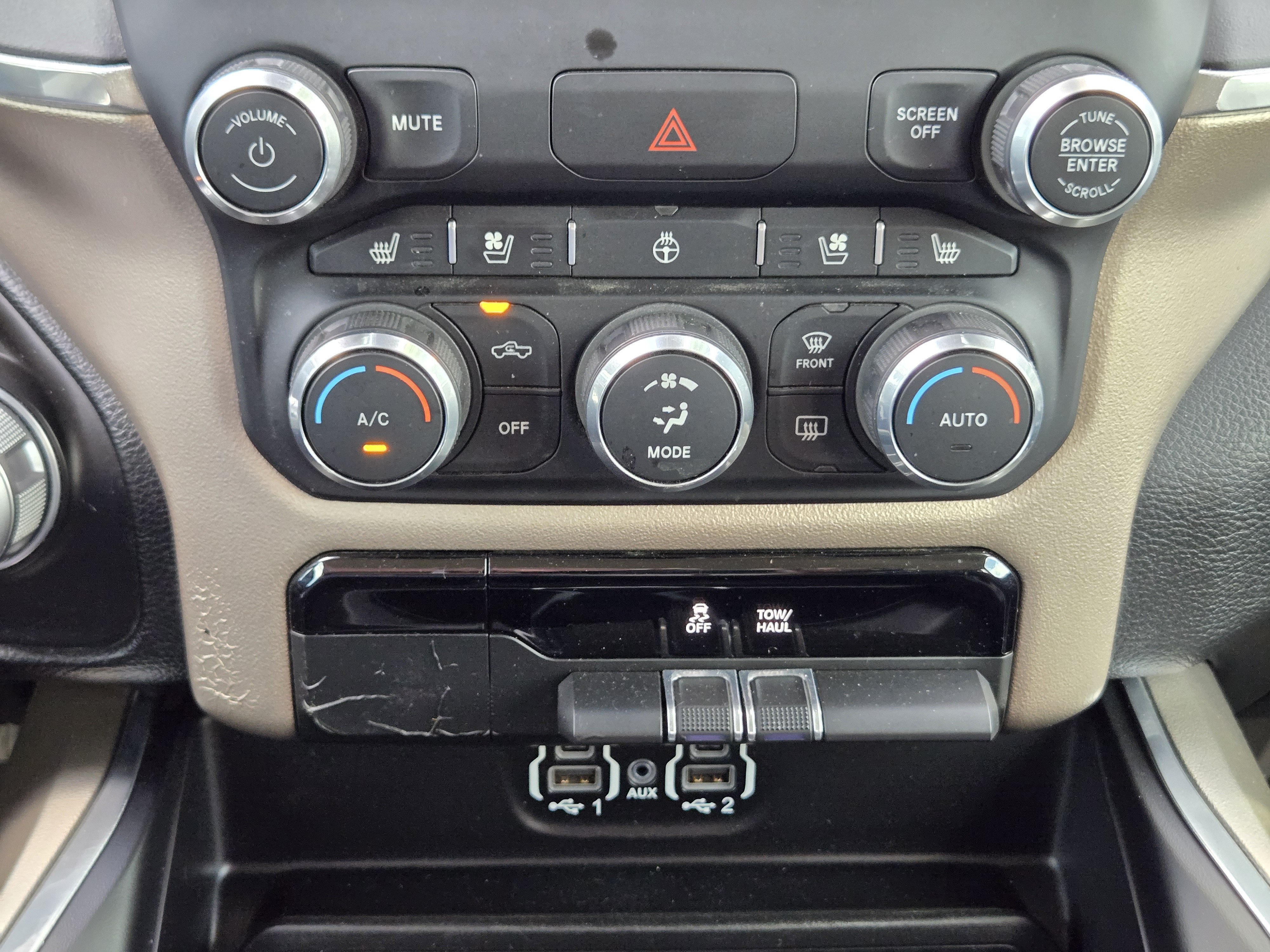 Used 2022 RAM 1500 Laramie AWD/4WD image 20