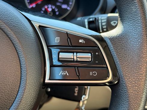 Used 2022 Kia Forte LXS w/ LXS Technology Package FWD image 26