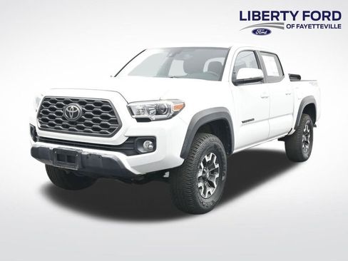 Used 2020 Toyota Tacoma TRD Off-Road image 1