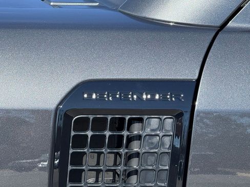 Used 2023 Land Rover Defender 110 X-Dynamic SE image 41