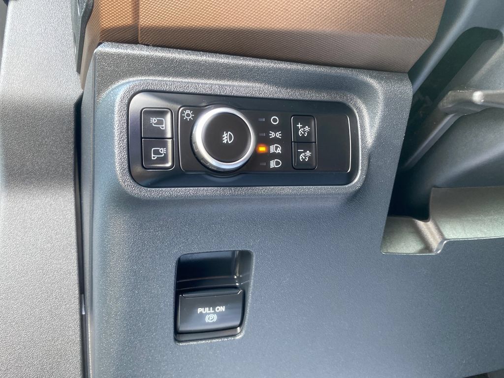 Used 2024 Ford Bronco Heritage Edition AWD/4WD image 31
