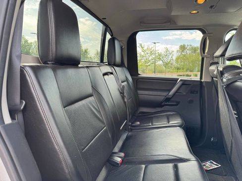 Used 2013 Nissan Titan SL AWD/4WD image 13