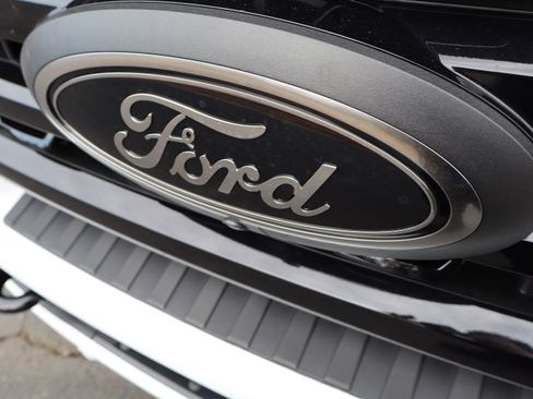 Used 2024 Ford F350 Lariat w/ Lariat Ultimate Package image 44