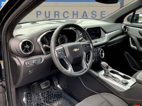 Used 2021 Chevrolet Blazer LT FWD image 18