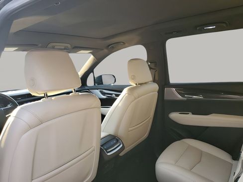 Certified 2022 Cadillac XT6 Sport image 18