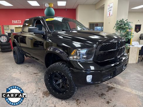 Used 2018 RAM 1500 Big Horn image 1