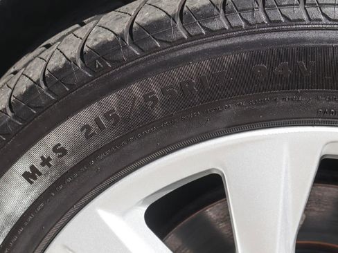 Used 2021 Toyota Camry LE image 43