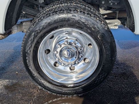 Used 2025 Ford F450 XLT w/ FX4 Off-Road Package image 15