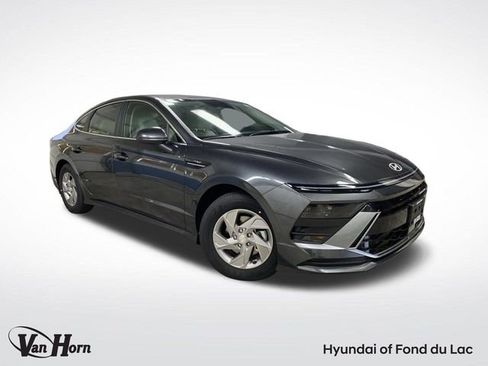 New 2026 Hyundai Sonata SE image 1