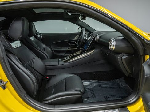 Used 2024 Mercedes-Benz AMG GT 63 image 34