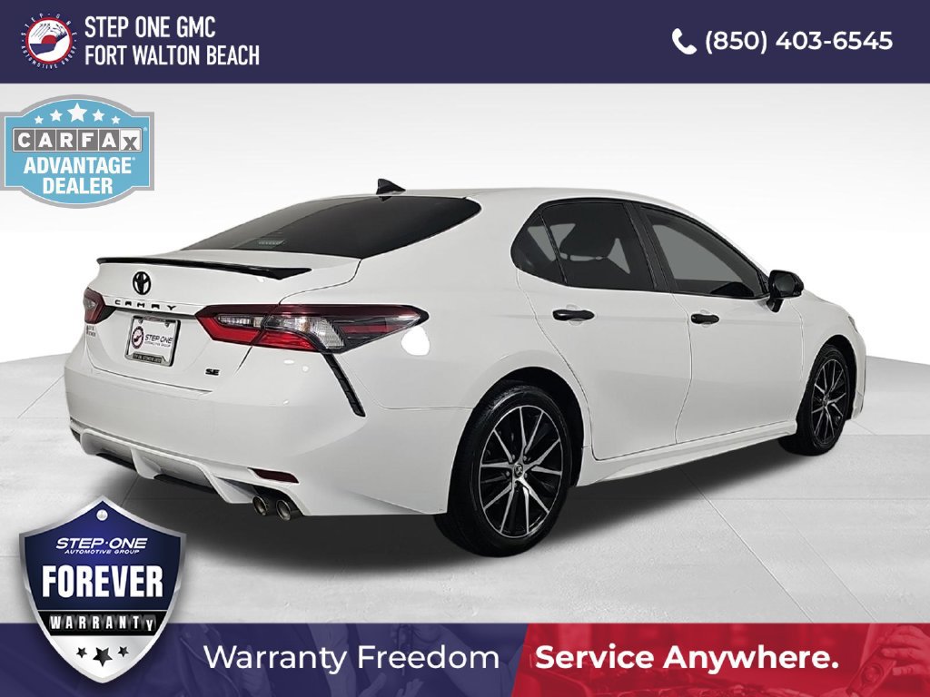Used 2023 Toyota Camry SE FWD image 6