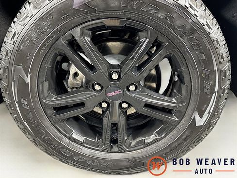 Used 2024 GMC Terrain AT4 w/ LPO, Floor Liner Package image 32