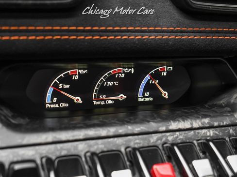 Used 2018 Lamborghini Huracan Performante image 15