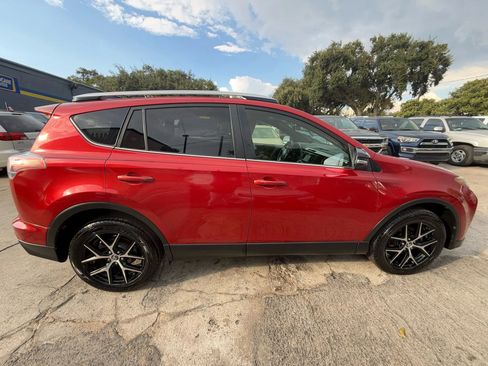 Used 2016 Toyota RAV4 SE image 8