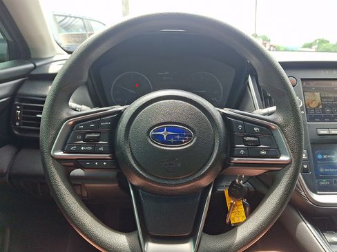 Used 2024 Subaru Outback AWD/4WD image 18