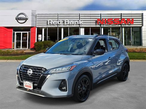 Certified 2023 Nissan Kicks SR image 2