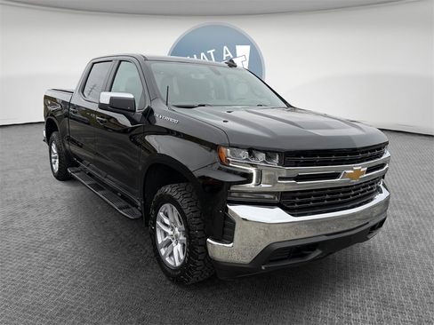 Used 2022 Chevrolet Silverado 1500 LT image 1