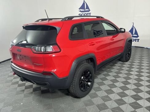 Used 2019 Jeep Cherokee Trailhawk AWD/4WD image 6