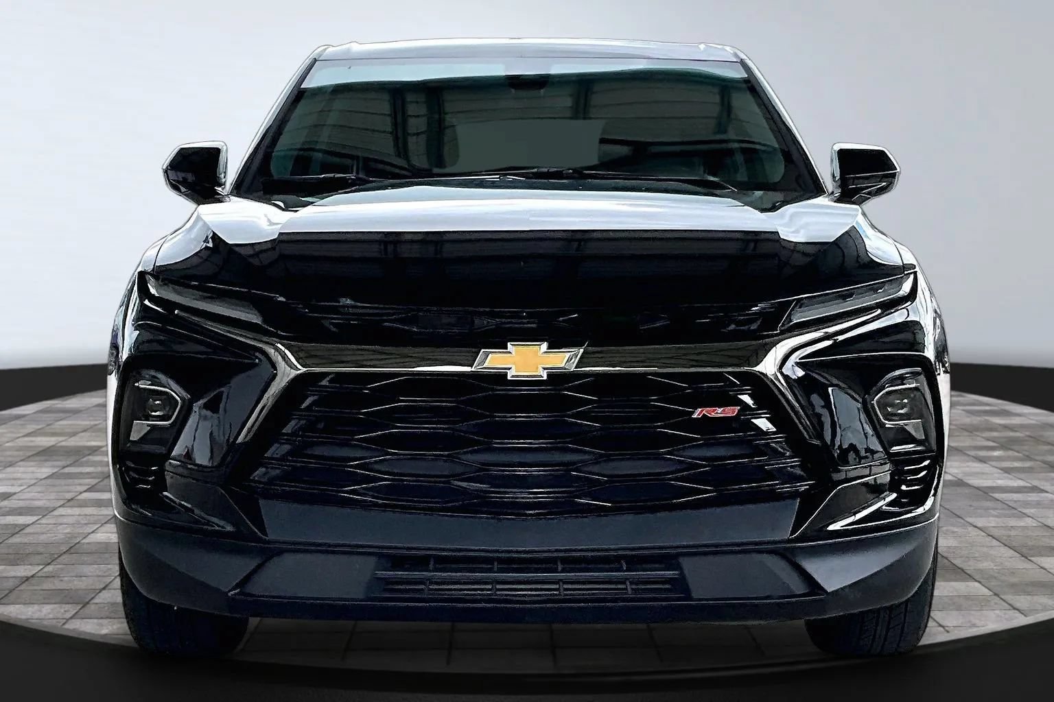 Used 2023 Chevrolet Blazer LT AWD/4WD image 2