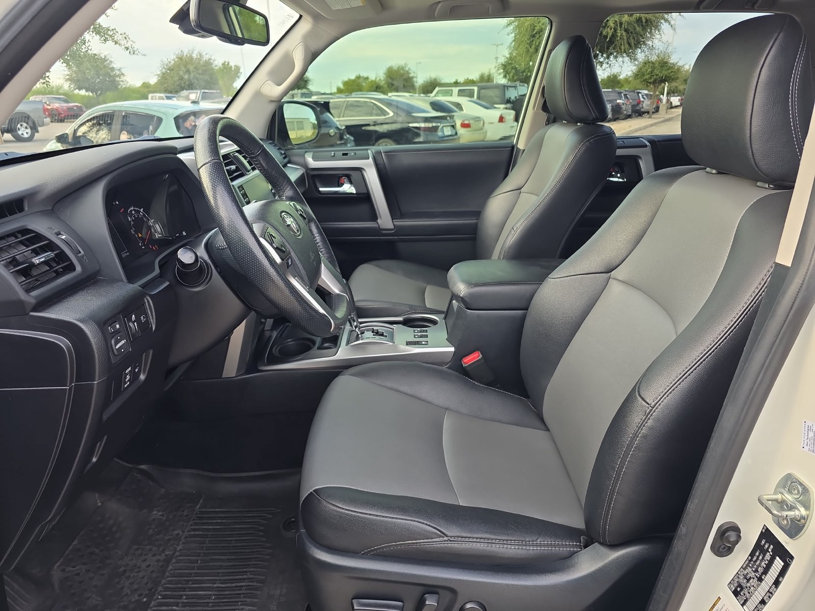 Used 2023 Toyota 4Runner SR5 Premium w/ Moonroof Package RWD image 12