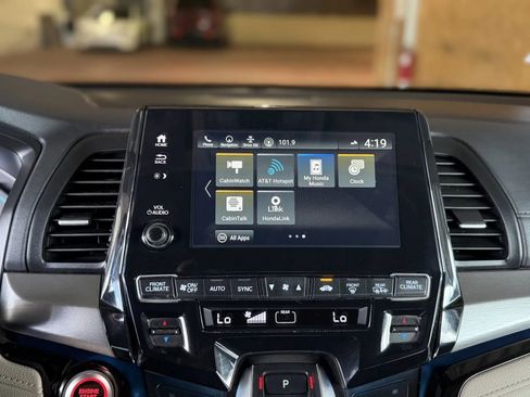 Used 2024 Honda Odyssey Touring image 33