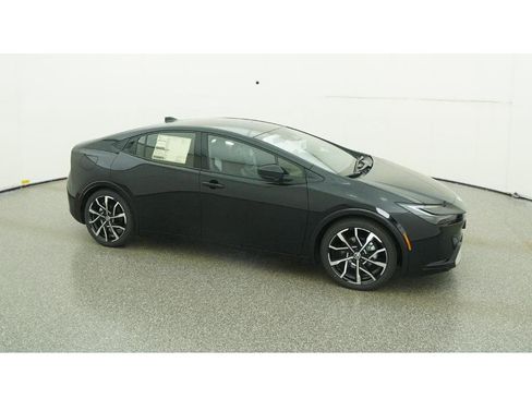 New 2026 Toyota Prius Plug-In Hybrid image 12