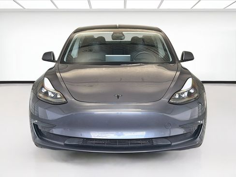Used 2022 Tesla Model 3 Long Range image 2