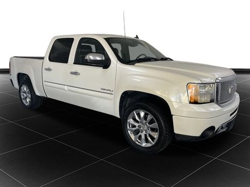 Used 2011 GMC Sierra 1500 Denali image 7