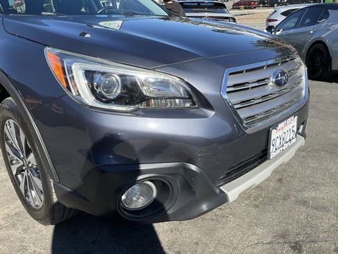 Used 2017 Subaru Outback 2.5i Limited image 65