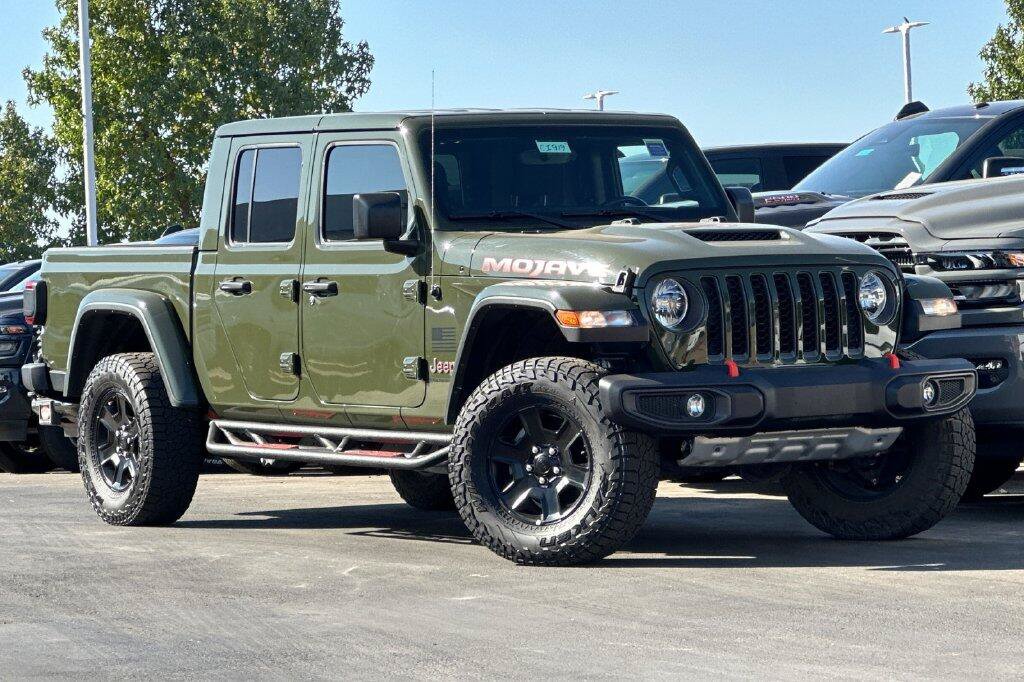 Used 2023 Jeep Gladiator Mojave w/ Cold Weather Group AWD/4WD image 2