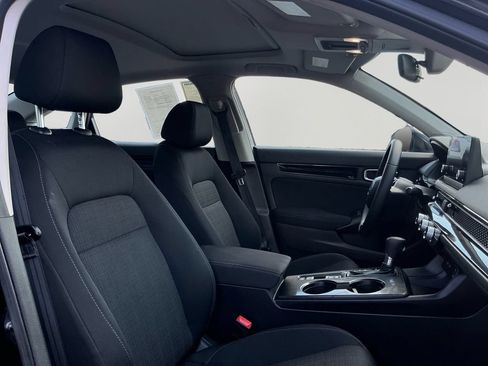 Used 2023 Honda Civic EX image 9