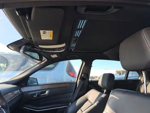 Used 2014 Mercedes-Benz E 350 4MATIC Sedan w/ Premium 1 Package image 17