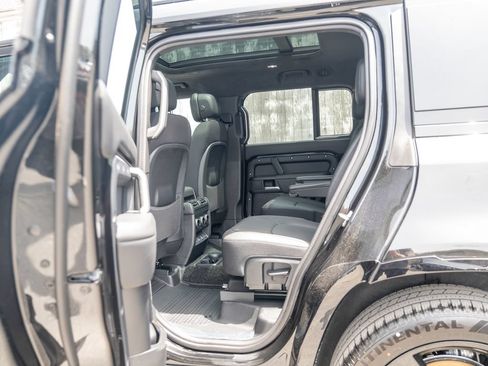 New 2026 Land Rover Defender 130 V8 AWD/4WD image 20