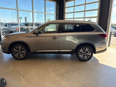 Used 2020 Mitsubishi Outlander SEL AWD/4WD image 8