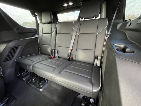 Used 2021 Cadillac Escalade Premium Luxury image 31