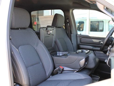 New 2026 RAM 1500 Express AWD/4WD image 22