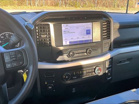 Used 2023 Ford F150 XLT image 11