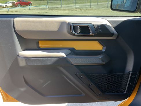 Used 2022 Ford Bronco Wildtrak image 32