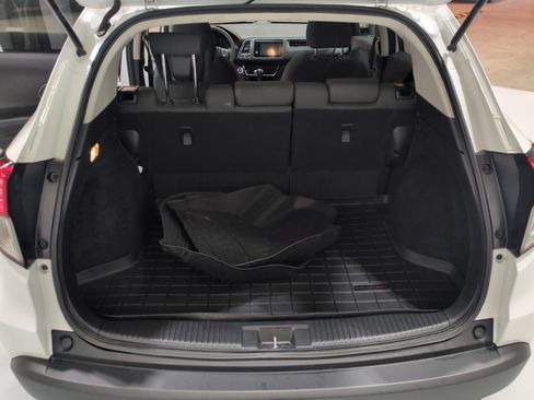 Used 2022 Honda HR-V EX image 12